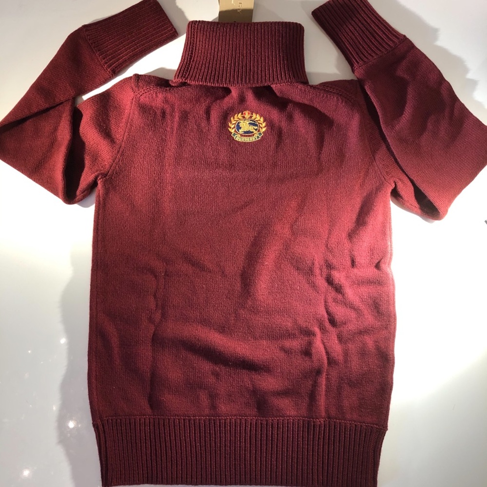 100% Authentic Burberry Women’s sweater